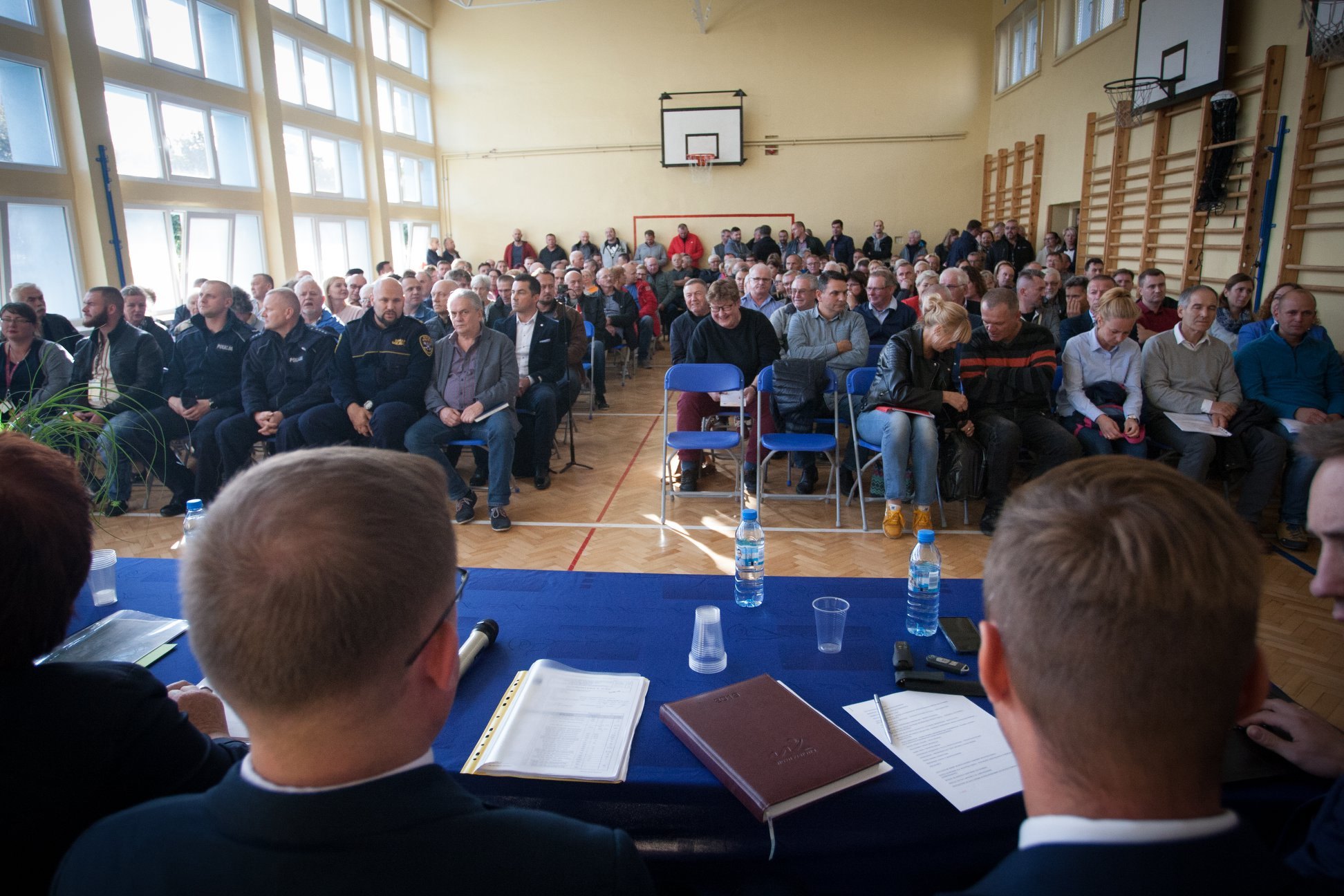 Burzliwe spotkanie w sprawie rekultywacji wysypiska w Łebczu