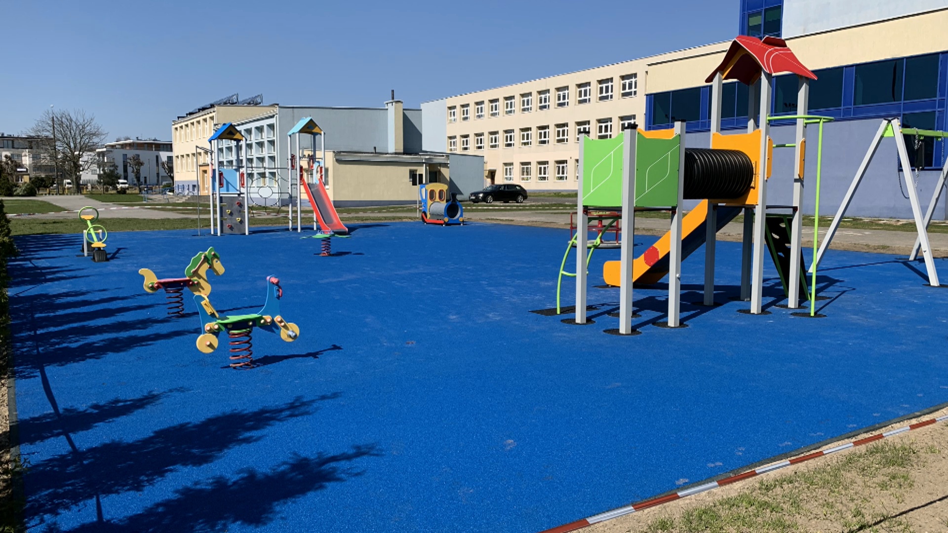Nowe Place zabaw we Władysławowie