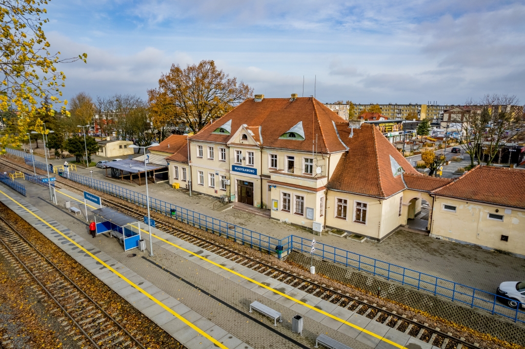Rozpoczyna się remont dworca kolejowego we Władysławowie