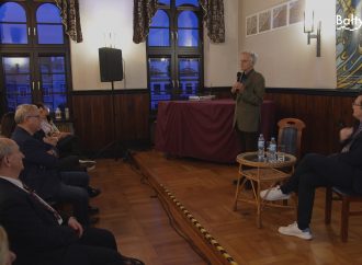 Spotkanie autorskie z Jackiem Fedorowiczem w Pucku