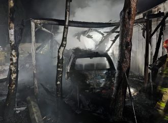 Ogromny pożar w Chłapowie postawił na nogi strażaków i mieszkańców okolic