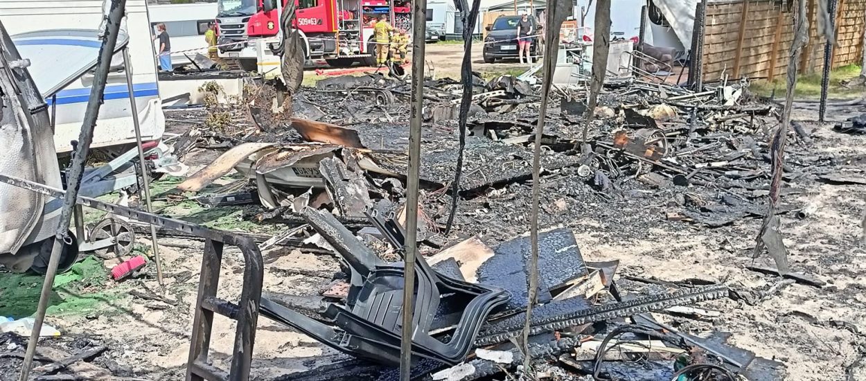Pożar na polu kempingowym w Jastarni: zniszczenia są ogromne