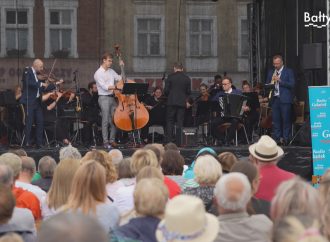 „Kapitańskie Tango” – koncert z okazji urodzin ks. Jana Kaczkowskiego