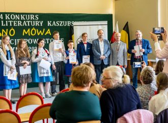Powiatowe eliminacje konkursu recytatorskiego „Rodnô Mòwa” rozstrzygnięte!