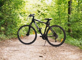 Rowerowy Powiat Pucki zaprasza na trasy pełne inspiracji! Odkryj uroki Ziemi Puckiej na dwóch kółkach!
