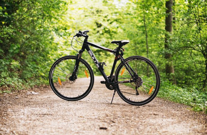 Rowerowy Powiat Pucki zaprasza na trasy pełne inspiracji! Odkryj uroki Ziemi Puckiej na dwóch kółkach!