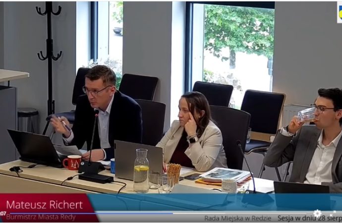 Spór w sprawie Rekowa Górnego: burmistrz Redy zaskakuje deklaracją!