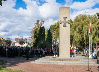 32 dni bohaterskiej obrony półwyspu