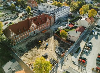 Szpital Pucki zmienia się: postępy prac robią wrażenie