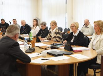 Hel przyjął budżet