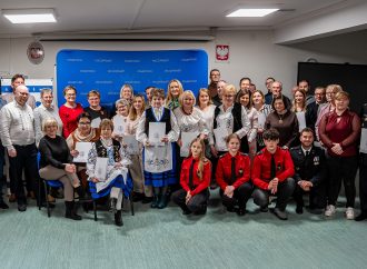 Powiat pucki wspiera lokalne NGO: przyznano środki dla organizacji pozarządowych na 2026 rok