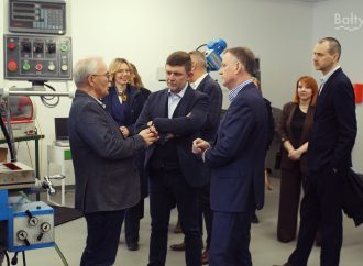 Spółka „Polskie Elektrownie Jądrowe” wizytuje szkoły powiatu puckiego