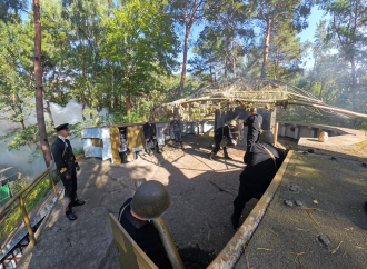 Inscenizacja walk artylerzystów Baterii Laskowskiego