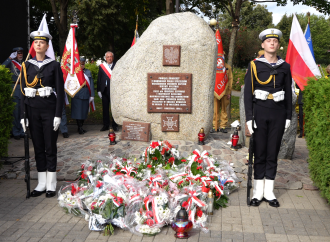 Obchody upamiętniające bohaterów Lądowej Obrony Wybrzeża, Mosty
